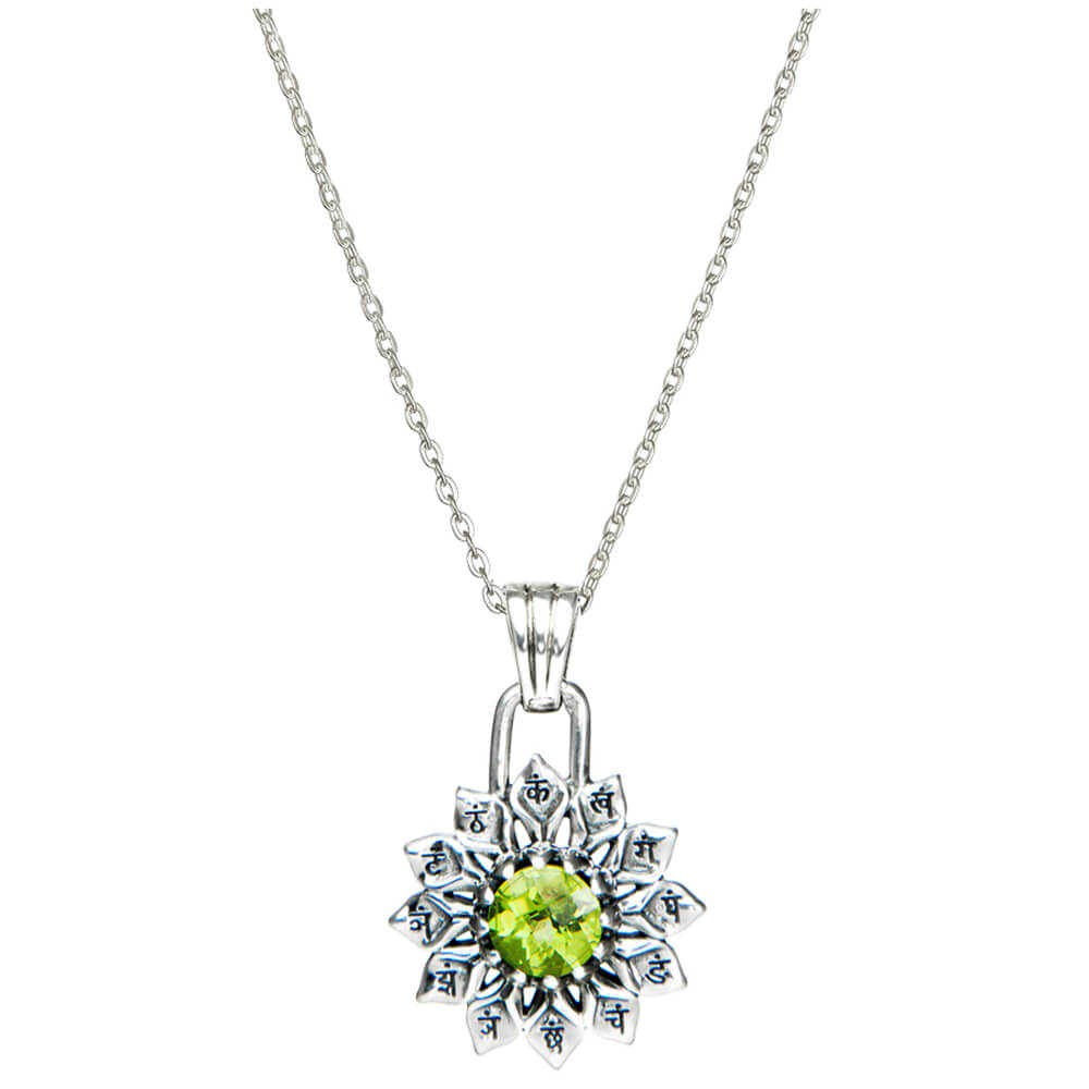 Herz Chakra Anhänger mit Peridot Silber