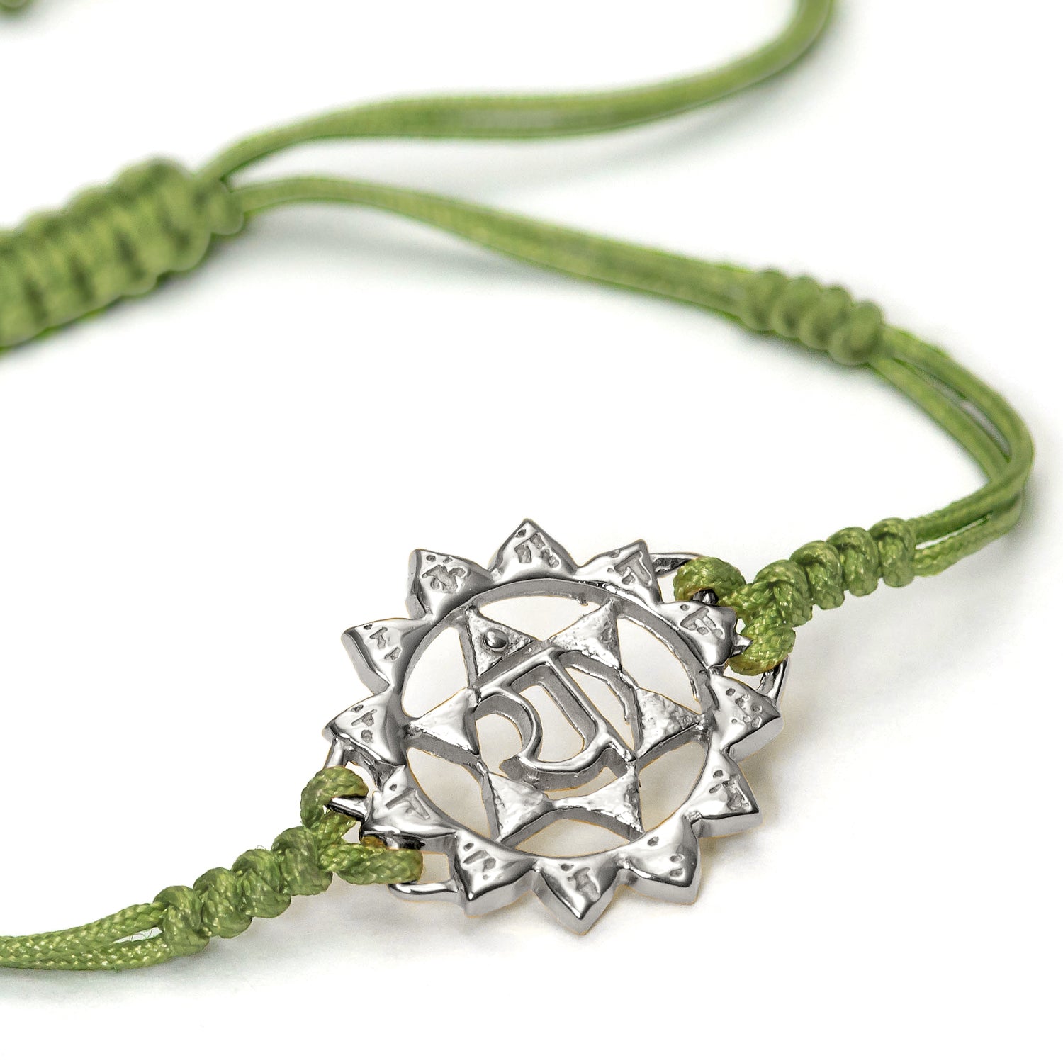 Detail of Anahata Chakra bracelet olive with Sterling silver amulet by ETERNAL BLISS - Spiritual Jewellery