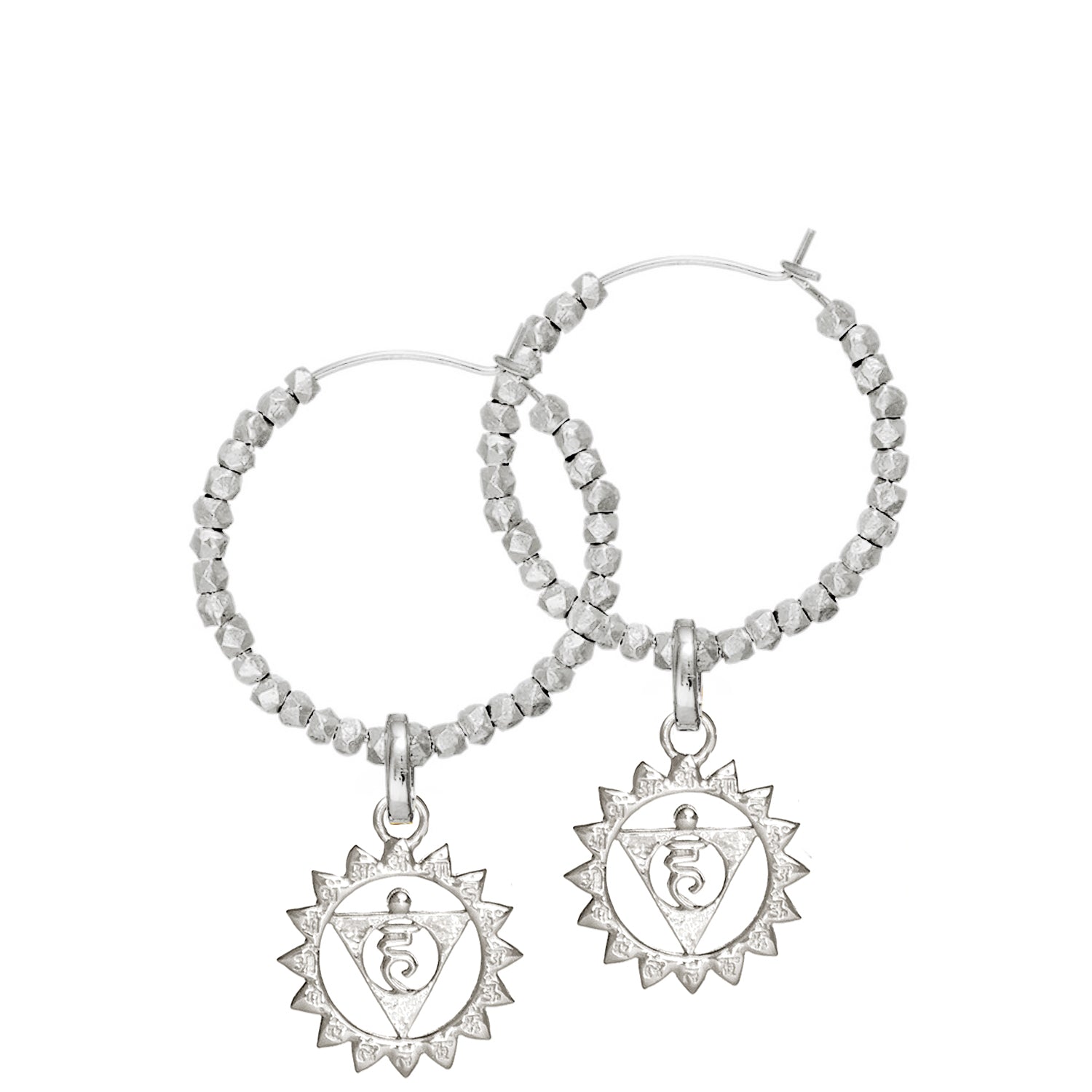 Hals oder Vishuddha Chakra Kreolen aus hochwertigem Sterling Silber mit balinesischen Perlen verziert von ETERNAL BLISS - Spiritueller Schmuck